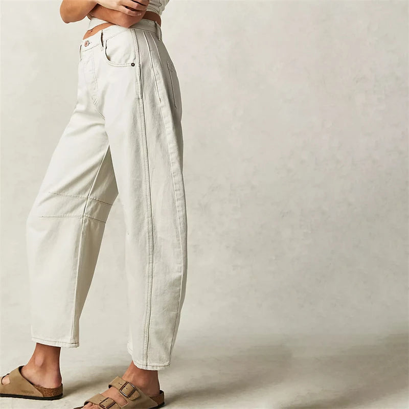 Relaxed Barrel-Leg Jeans